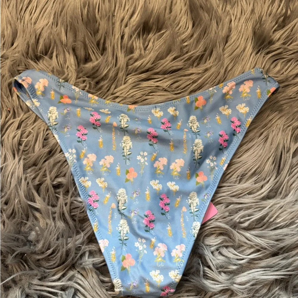 Strawberry Milk Mob floral bikini bottoms - Picture 2 of 3